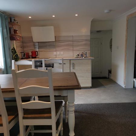 Relax In A 1 Bedroom Apartment Near A Country Pub Eyemouth Esterno foto